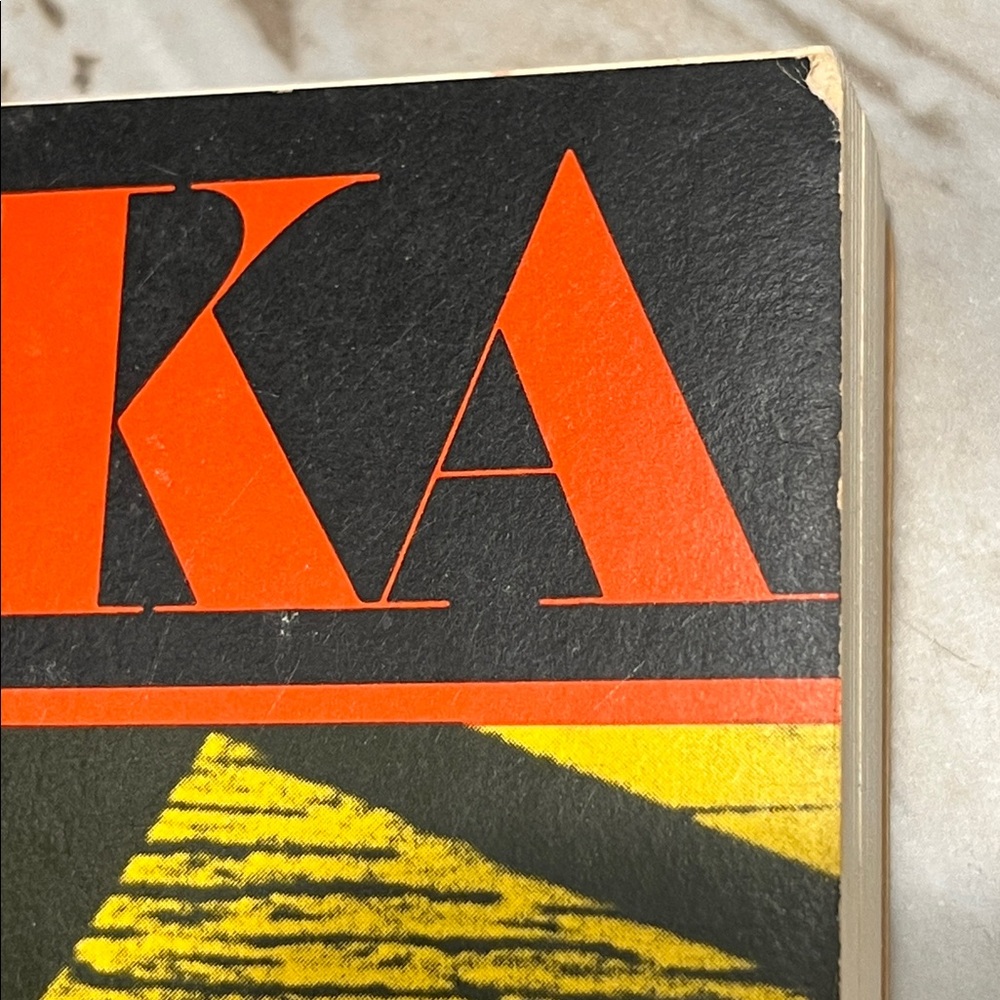 VTG 1976 Kafka 'The Trial' Paperback Book - Picture 8 of 8